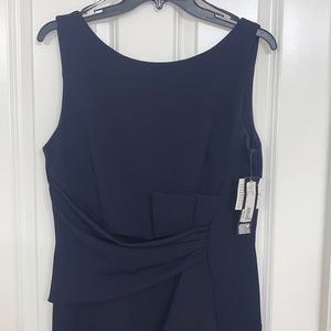 BRAND NEW BETSY & ADAM RUCHED SIDE SLIT FORMAL DRESS - NAVY